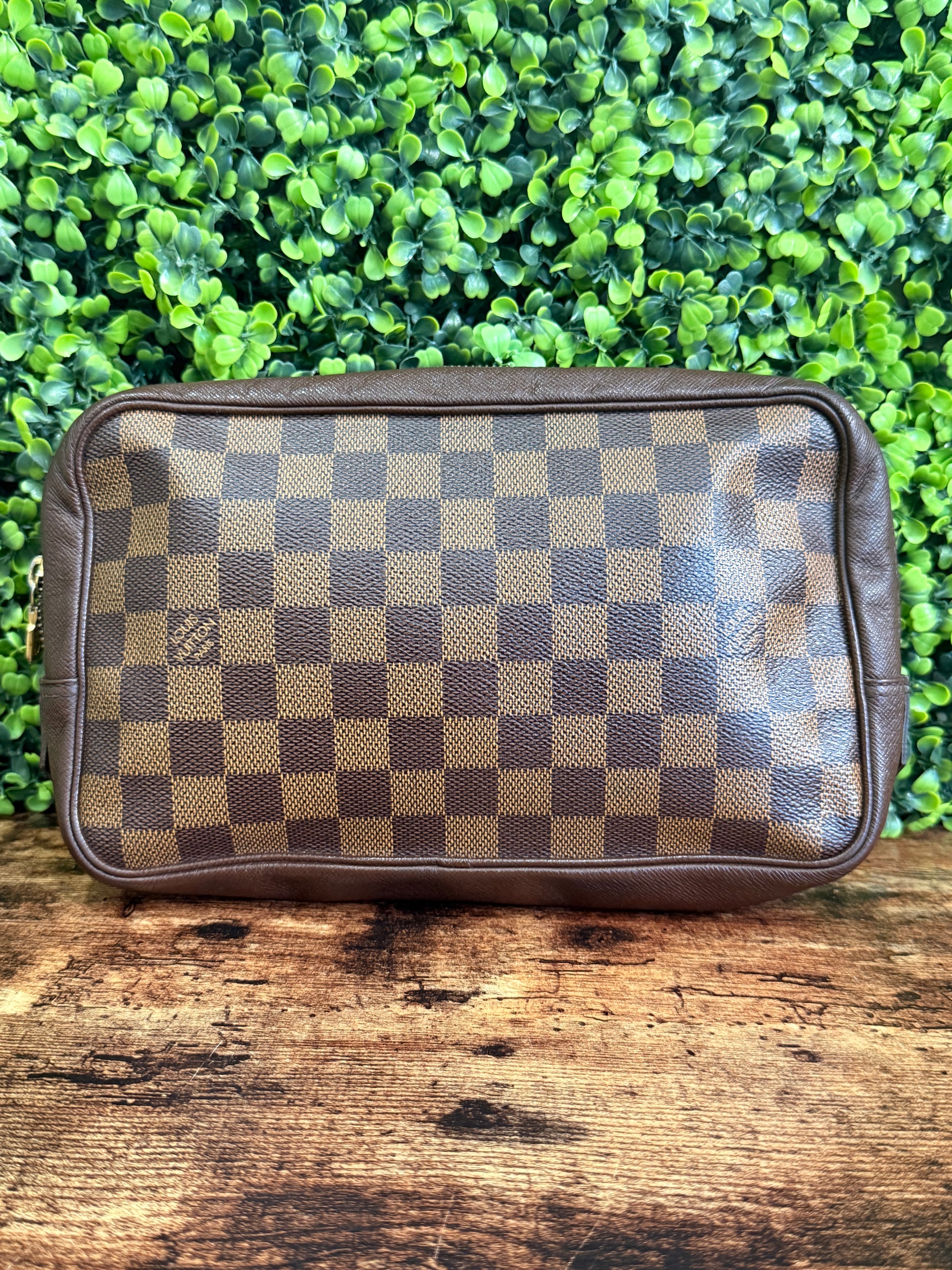 Louis Vuitton Trousse Toilette Damier Ebene