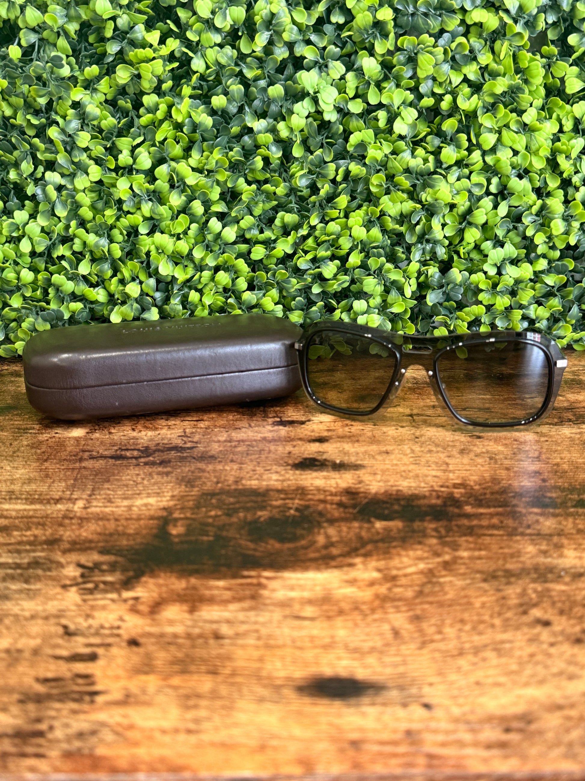 Louis Vuitton Gray Impulsion Sunglasses 56*20