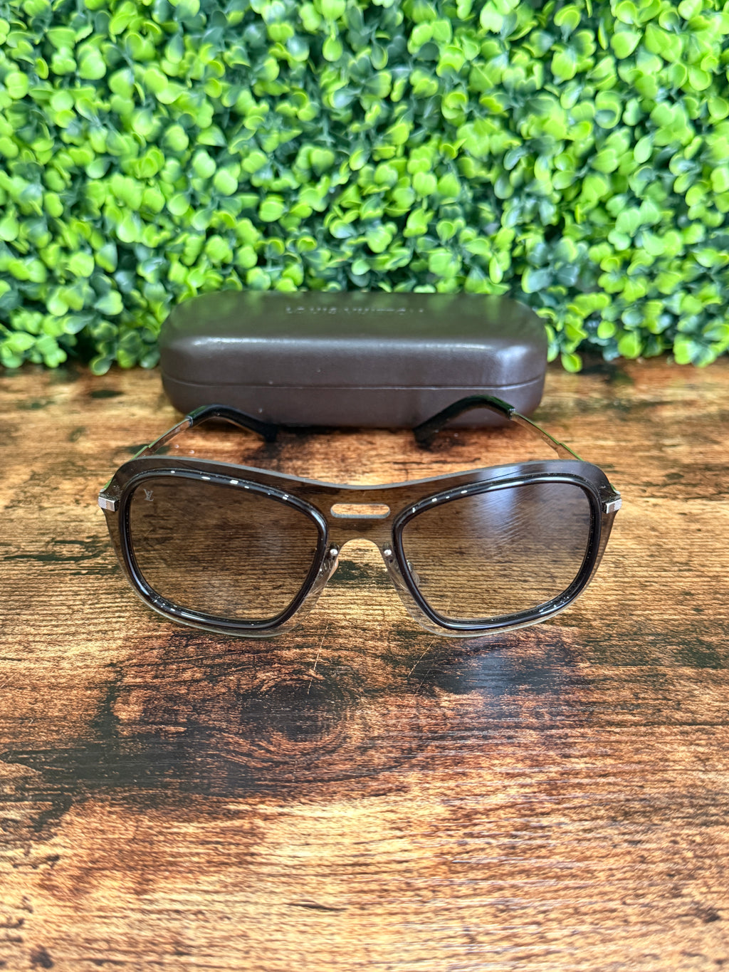 Louis Vuitton Gray Impulsion Sunglasses 56*20