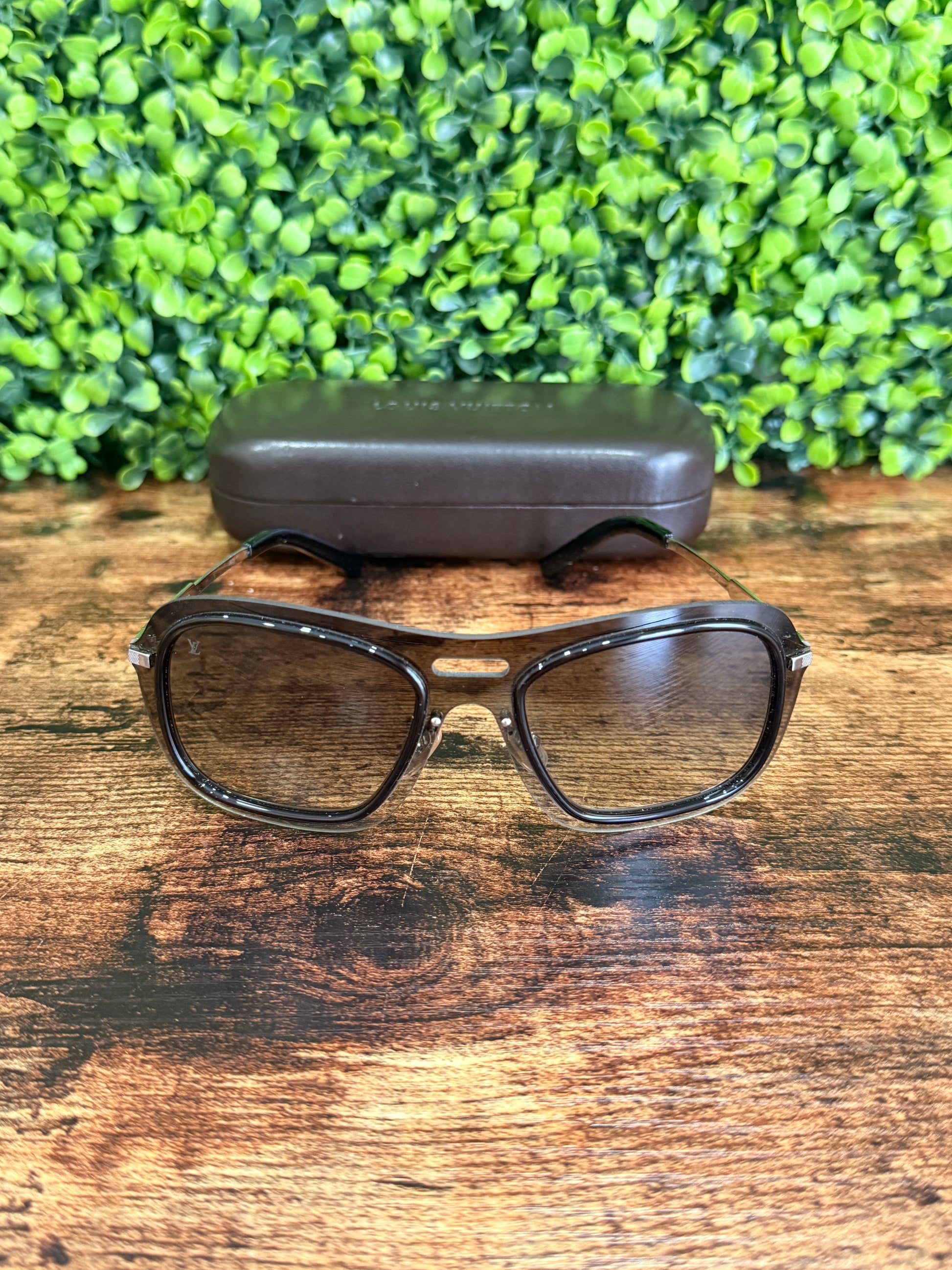 Louis Vuitton Gray Impulsion Sunglasses 56*20