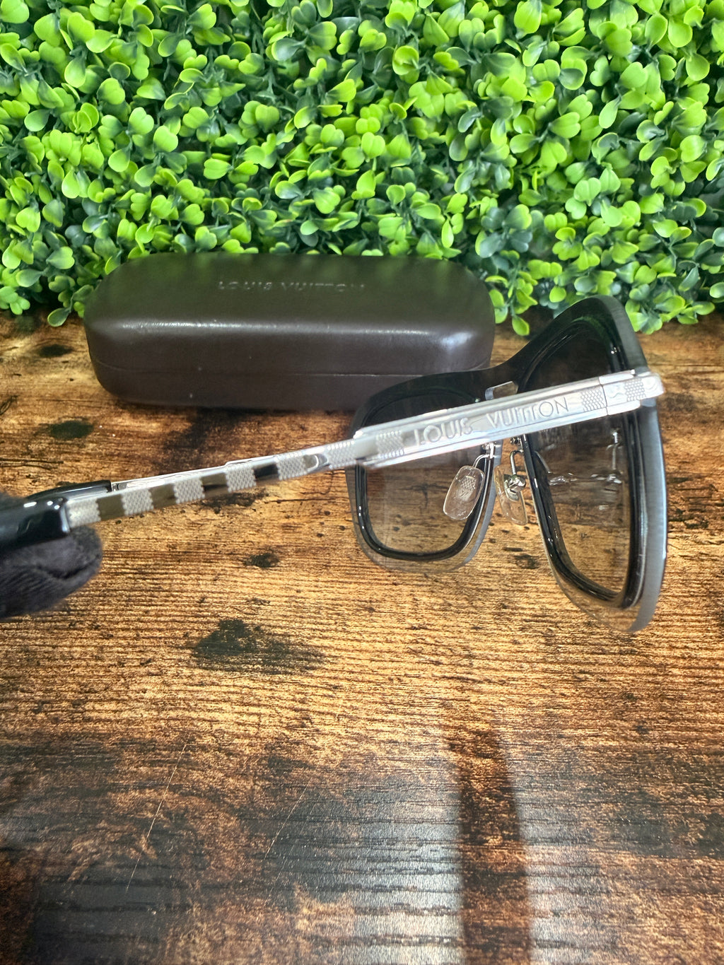 Louis Vuitton Gray Impulsion Sunglasses 56*20