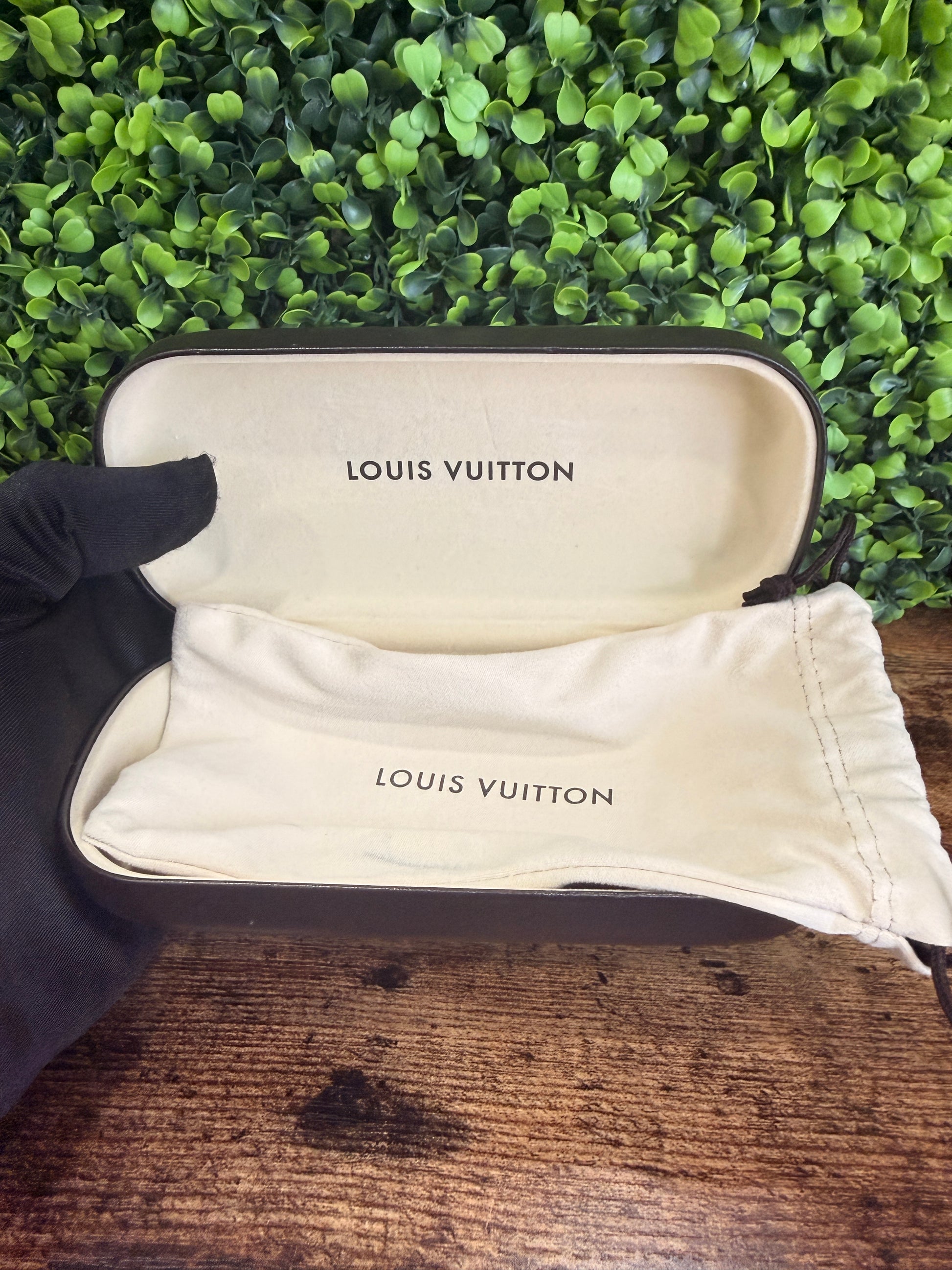 Louis Vuitton Gray Impulsion Sunglasses 56*20