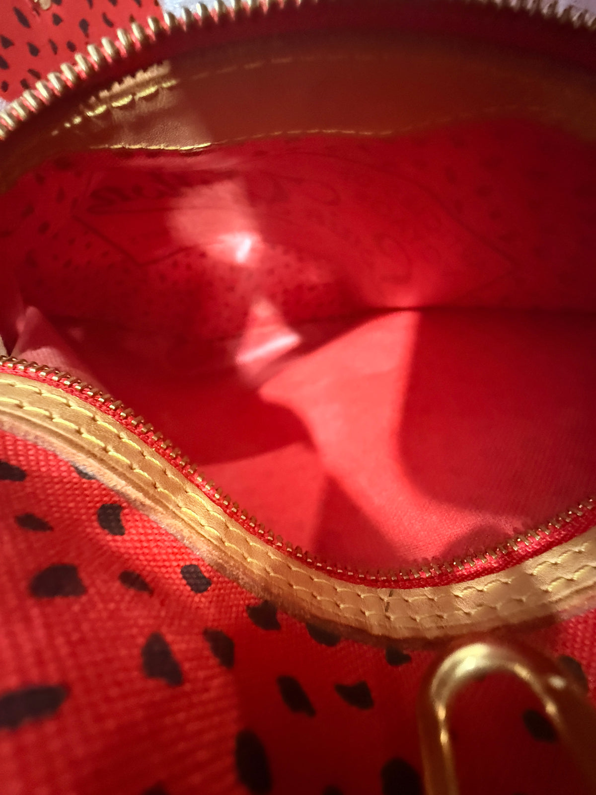 Louis Vuitton x Yayoi Kusama Neverfull MM Monogram Red Waves