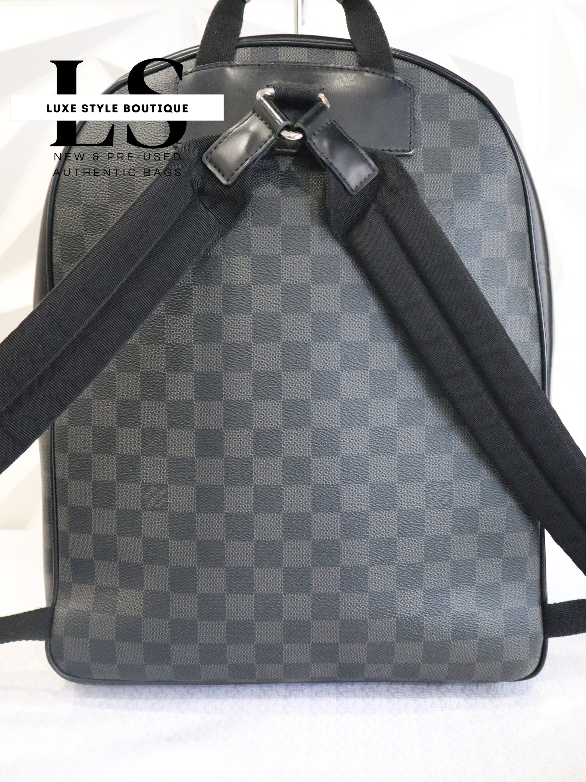 josh backpack louis vuitton Logo Patch Damier Graphite Alps Multicolor Estimated Retail Price Louis Vuitton Josh Backpack