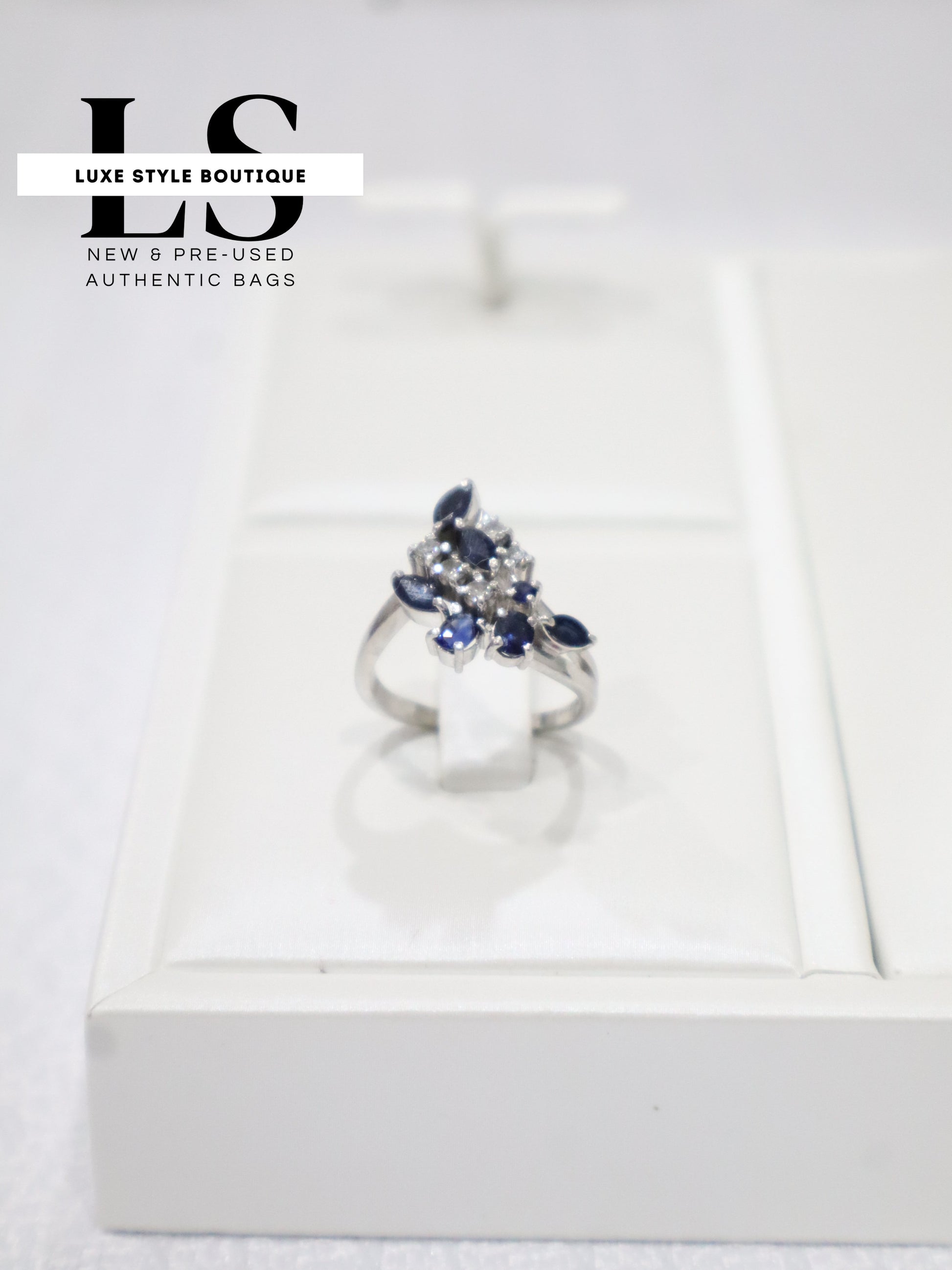 Ring Platinum Natural Diamonds & Blue Sapphires Size 6.5