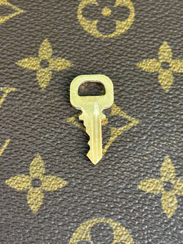 Louis Vuitton Key No.307