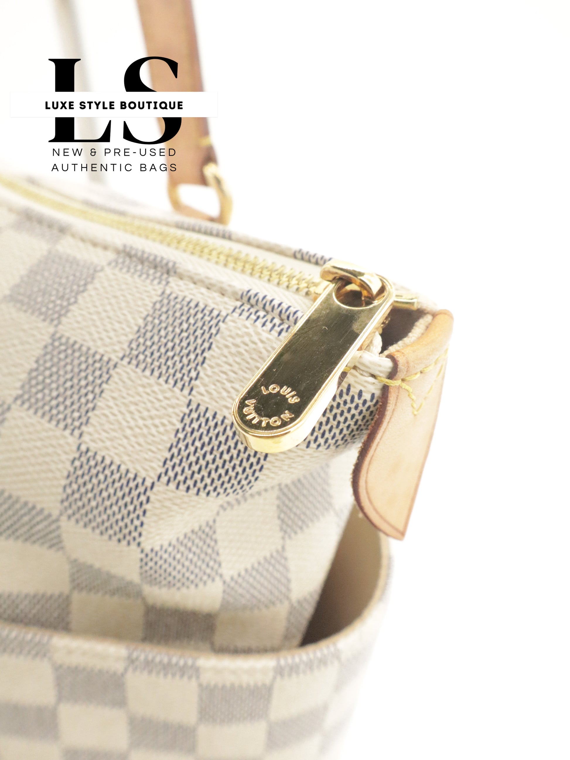 Louis Vuitton Totally MM Azur