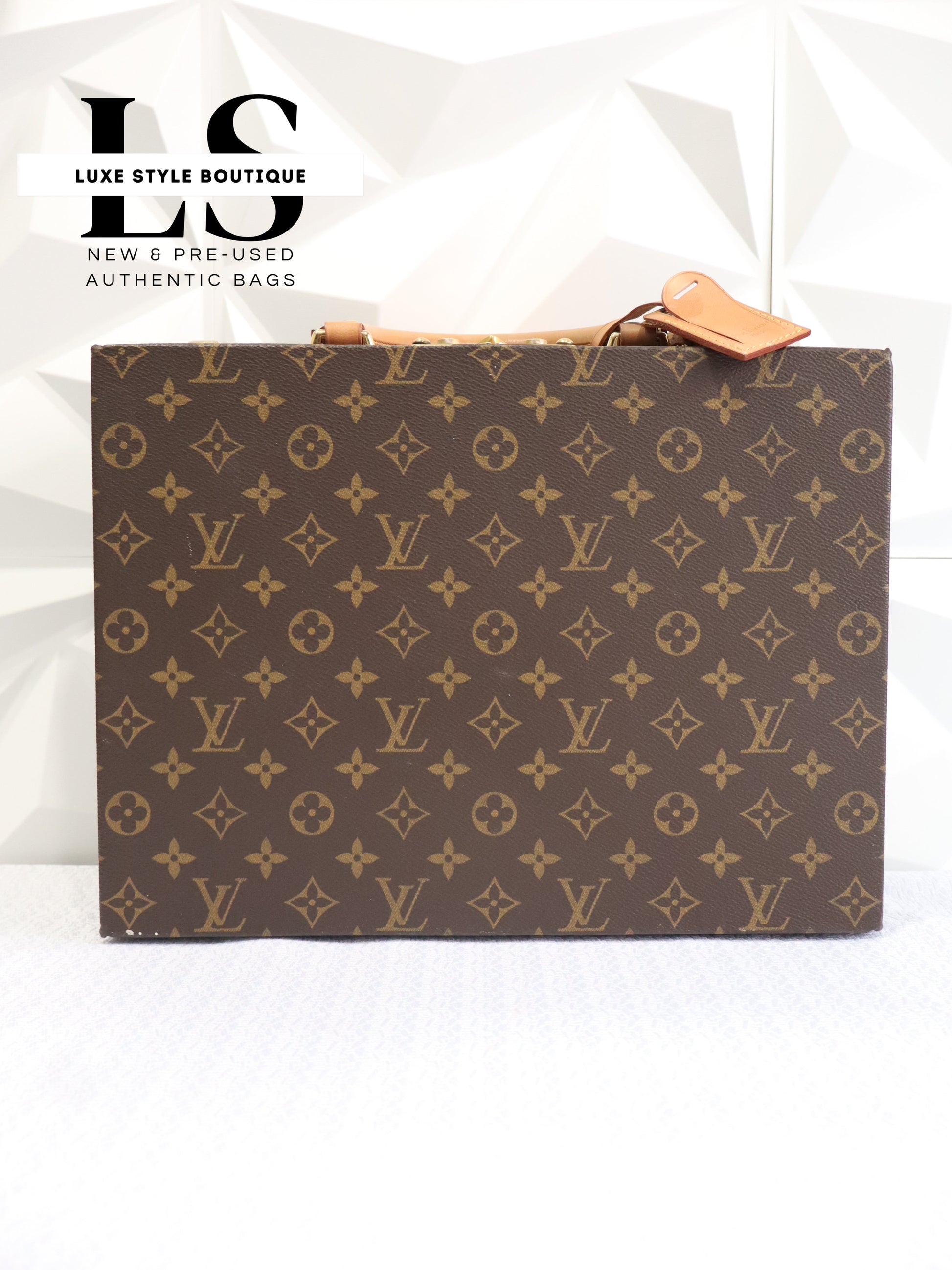 Louis Vuitton Jewelry Vanity Trunk Monogram