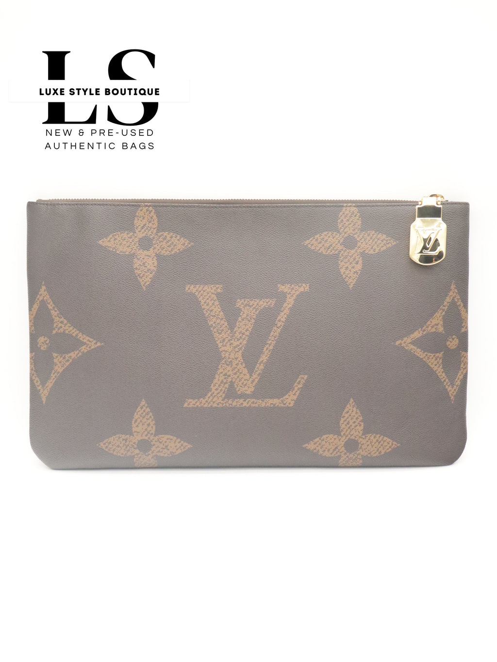 Louis Vuitton Monogram Giant Pochette Cles XL