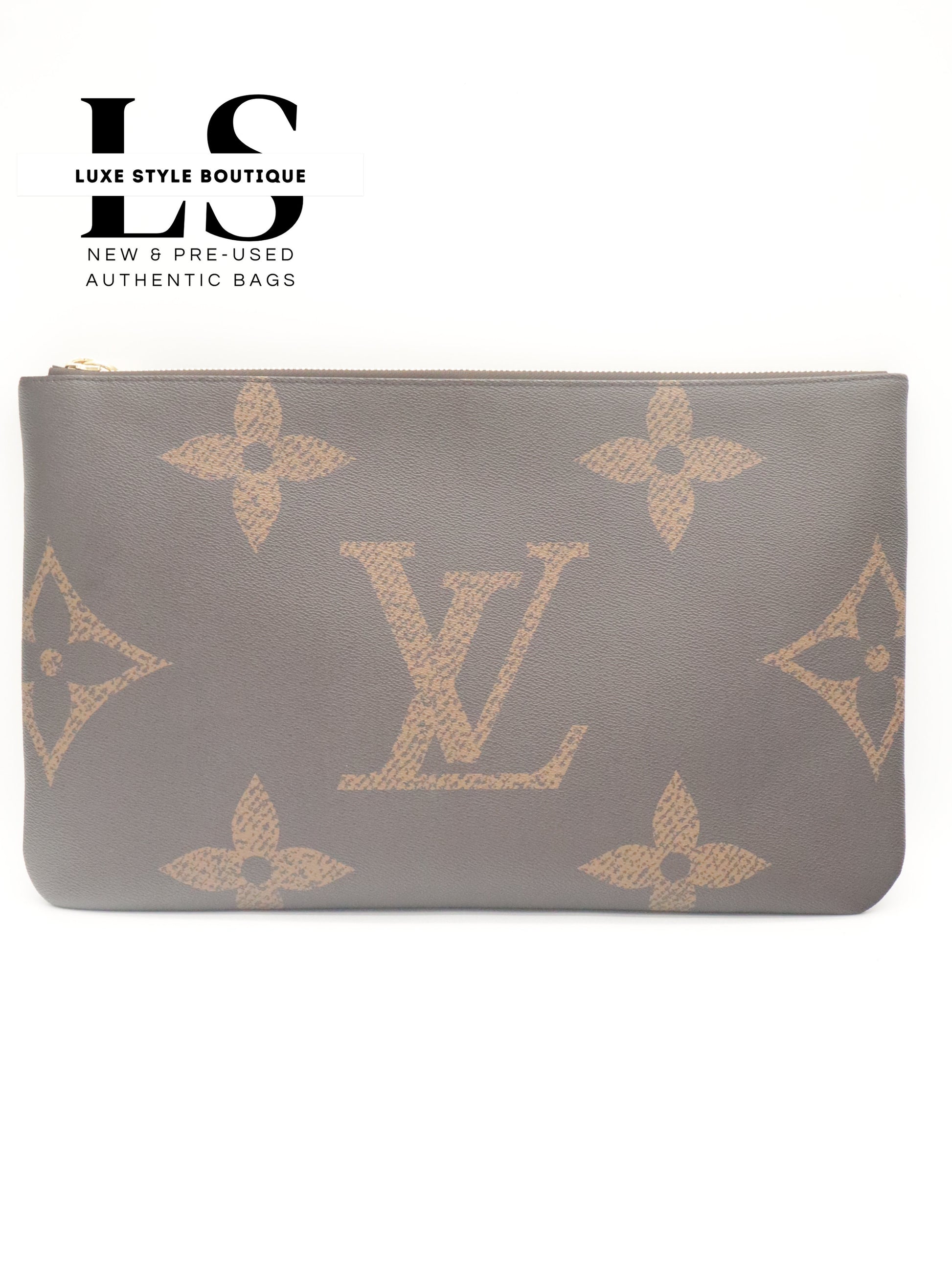 Louis Vuitton Monogram Giant Pochette Cles XL