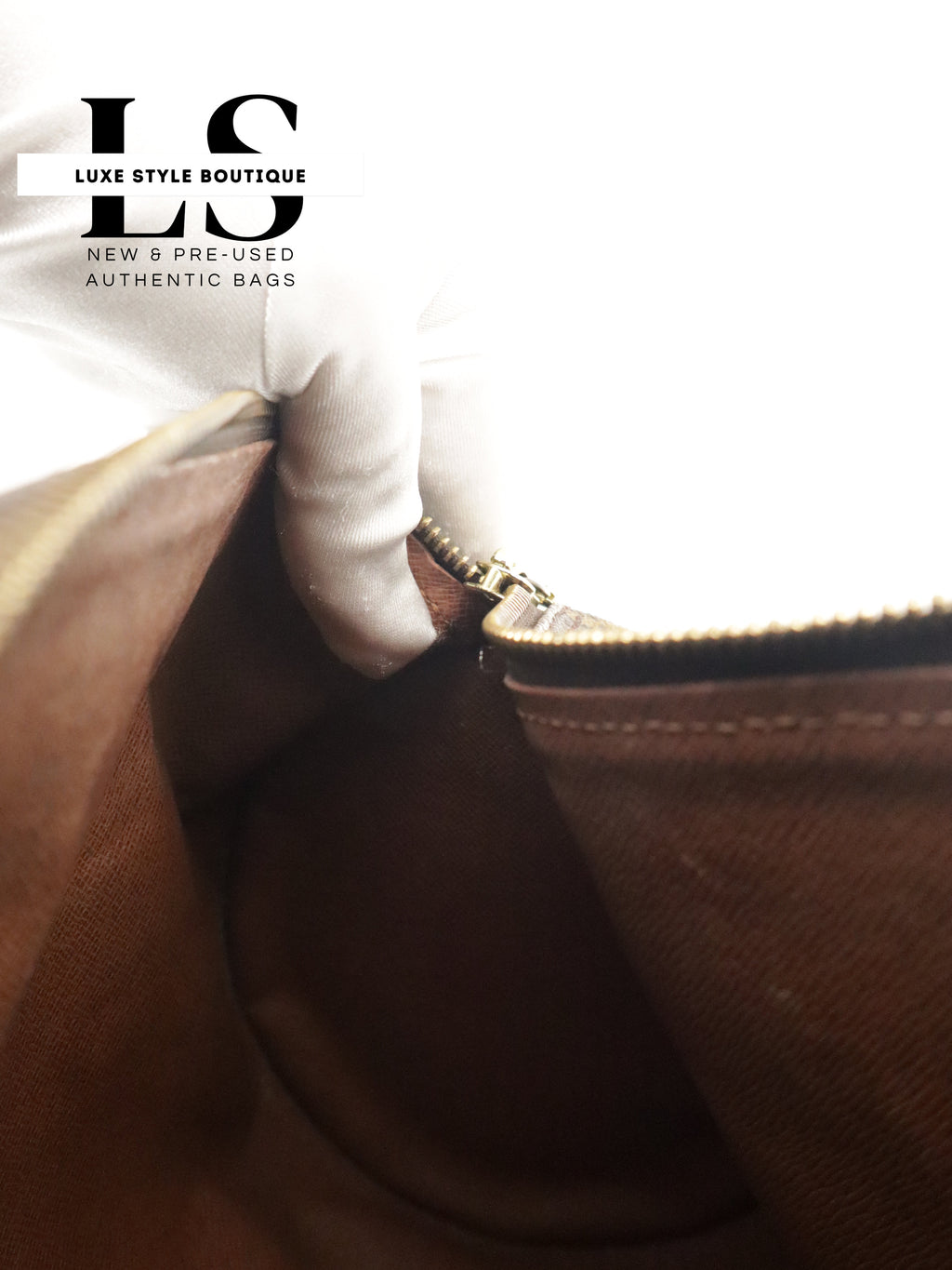 Louis Vuitton Monogram Papillon 30