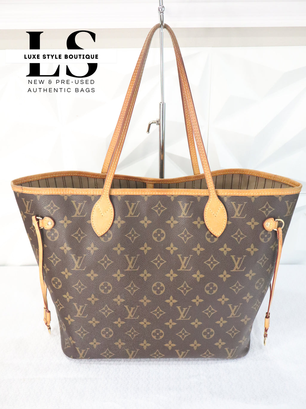 Louis Vuitton Neverfull Monogram Beige