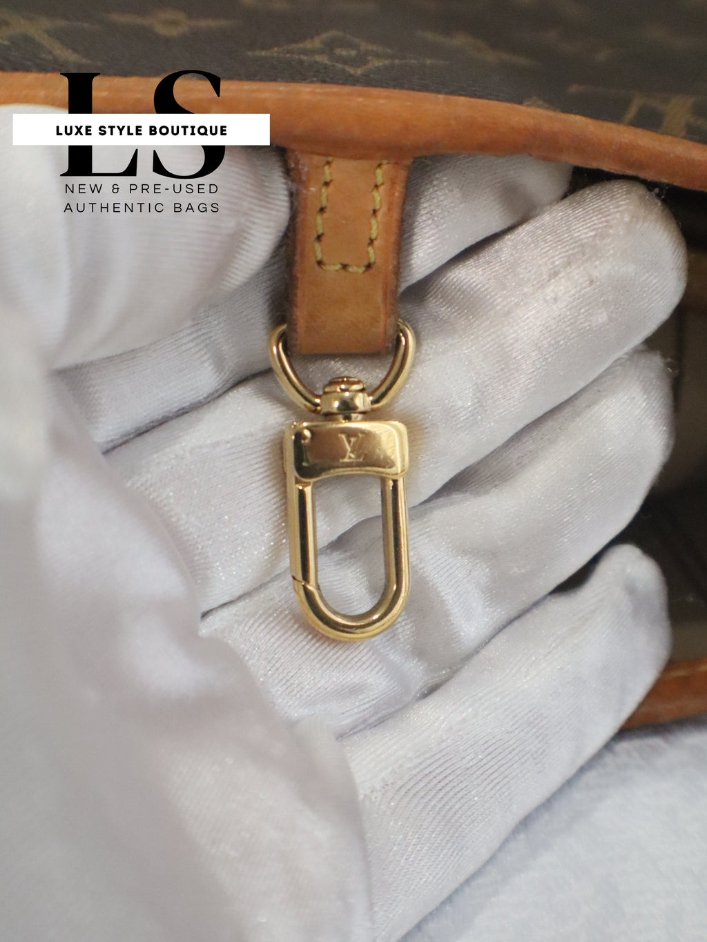 Louis Vuitton Neverfull Monogram Beige