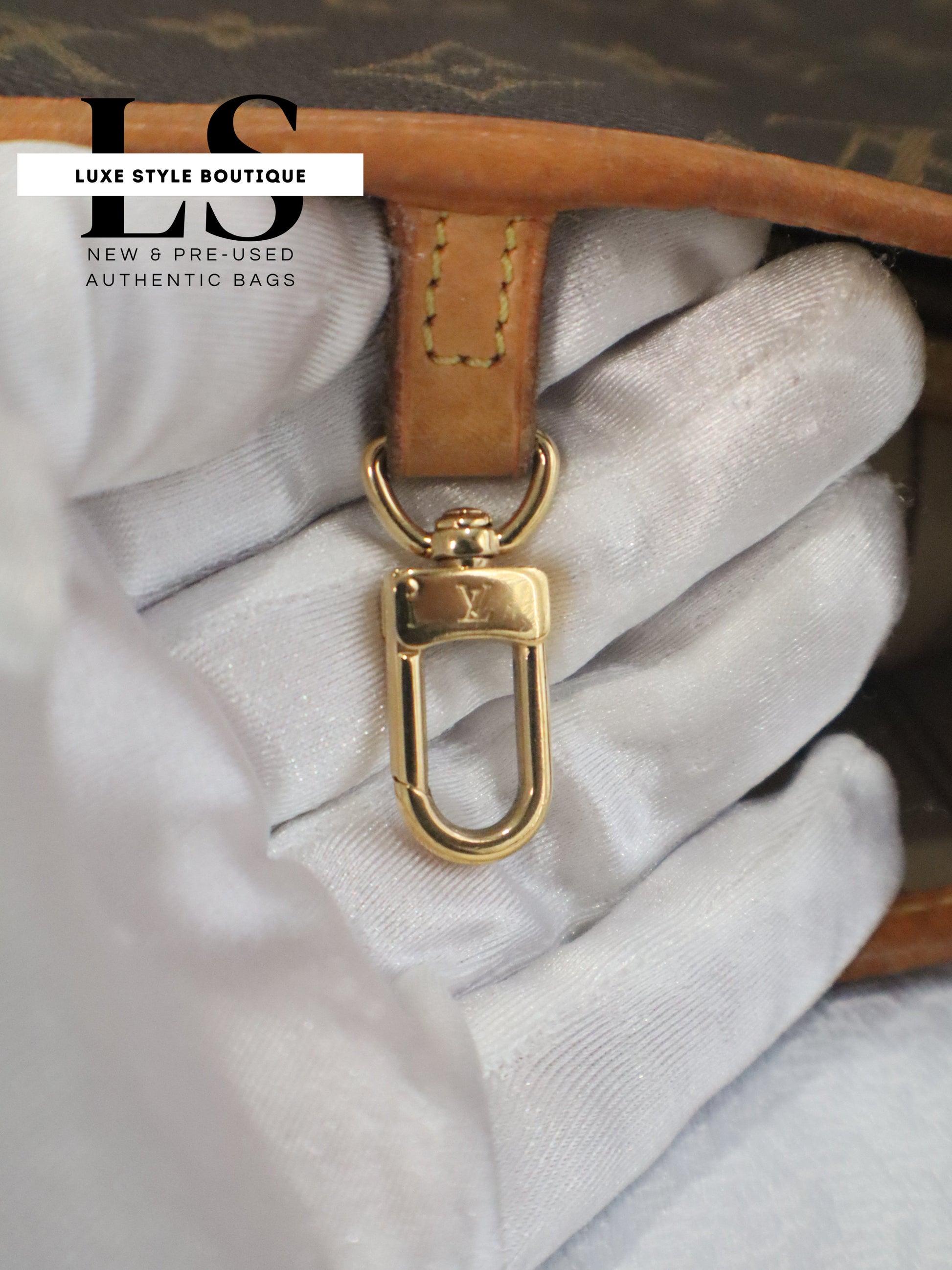 Louis Vuitton Neverfull Monogram Beige