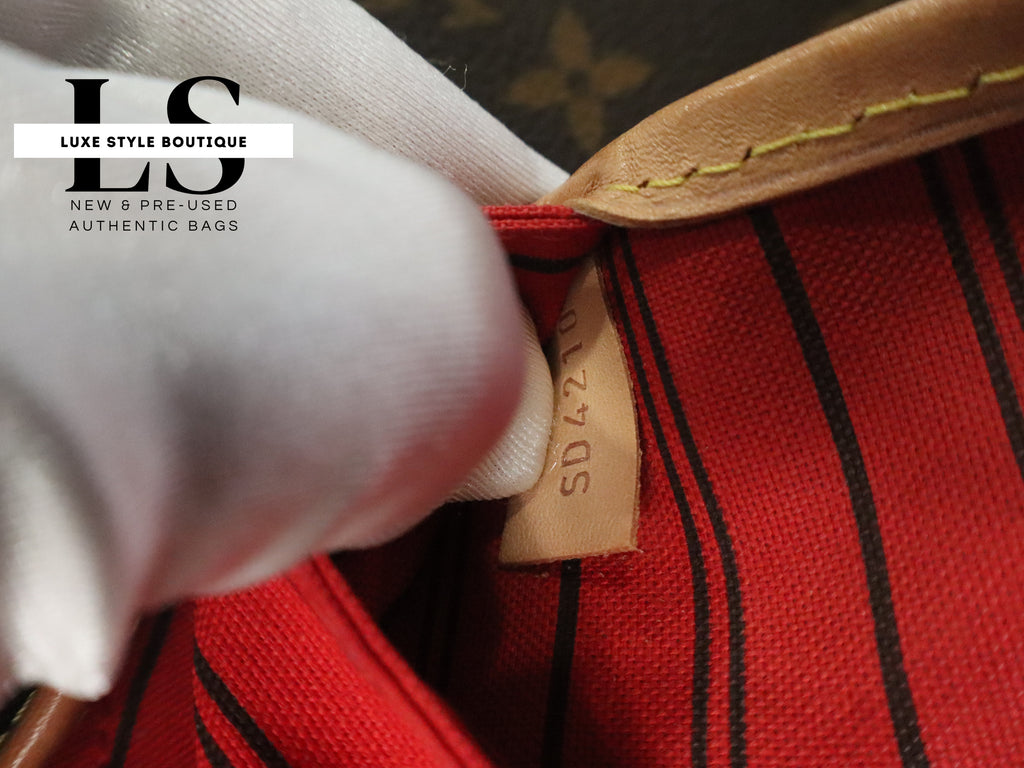 Louis Vuitton Neverfull Monogram Red