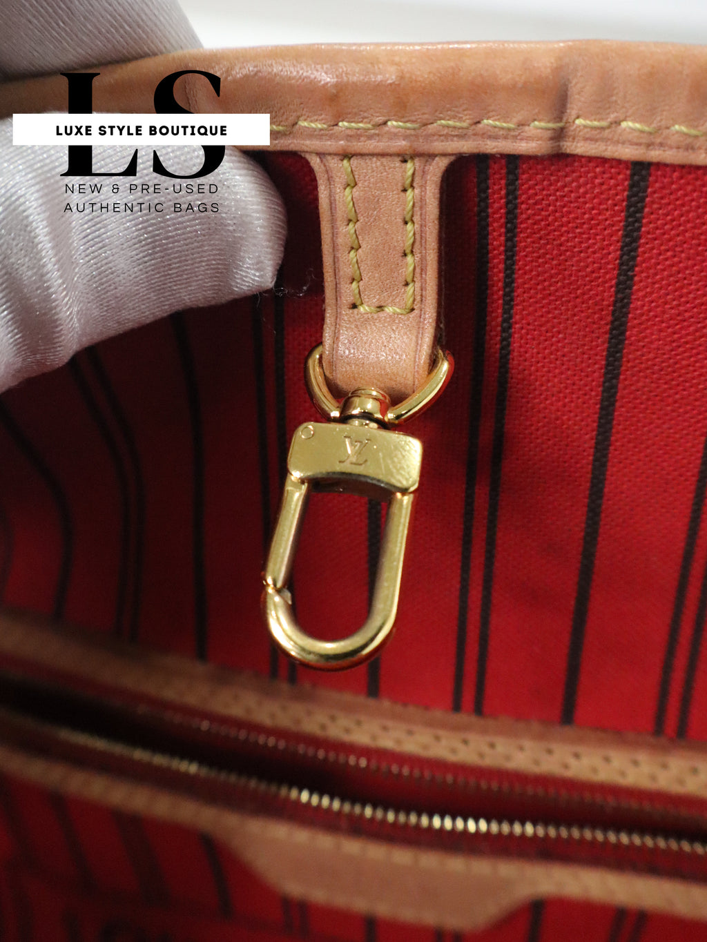 Louis Vuitton Neverfull Monogram Red