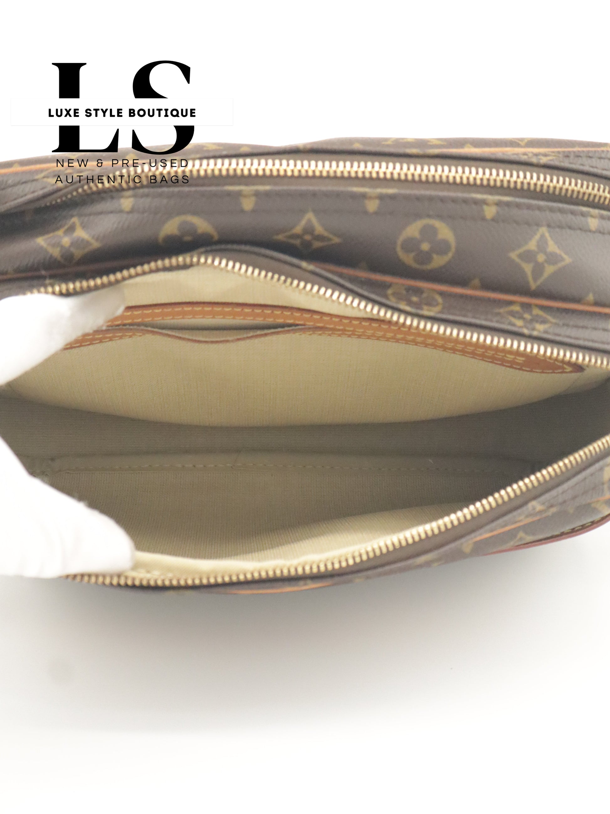 Louis Vuitton Monogram Reporter PM