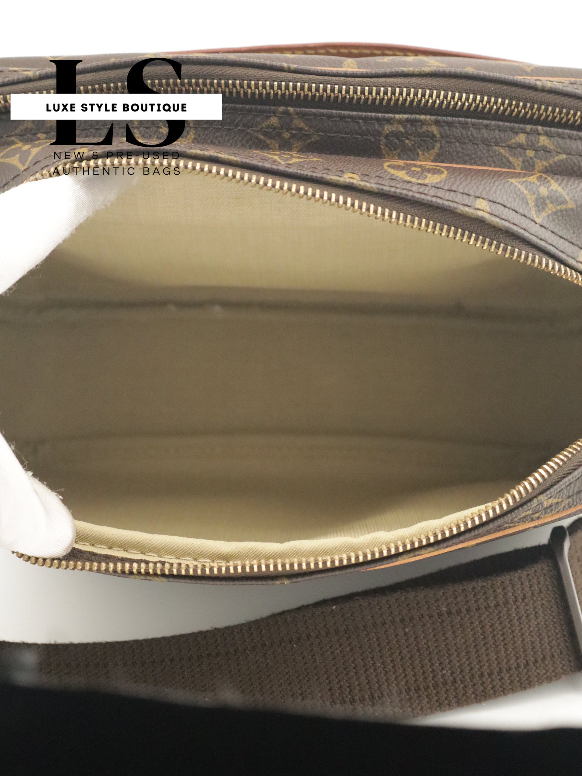 Louis Vuitton Monogram Reporter PM