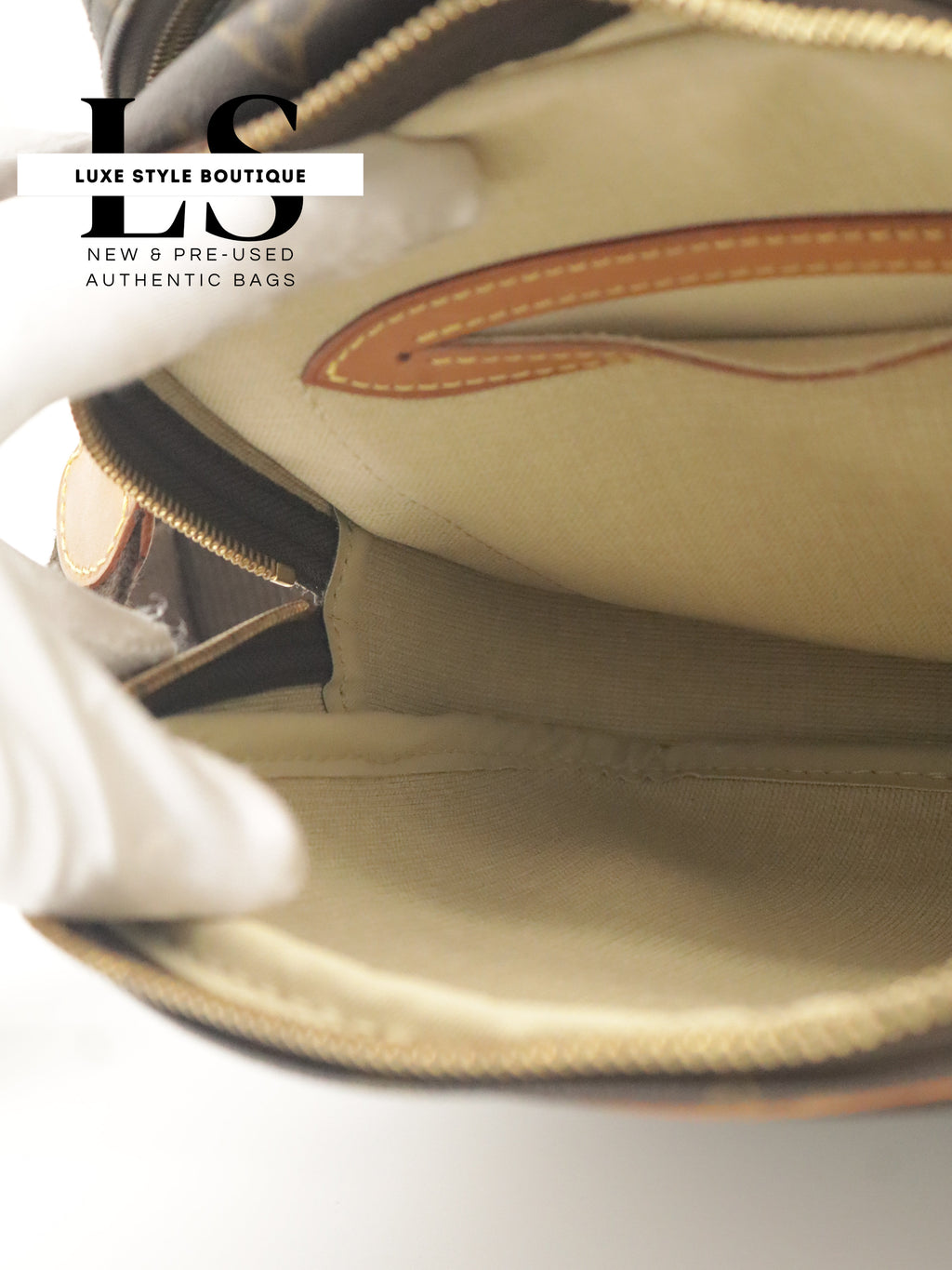 Louis Vuitton Monogram Reporter PM