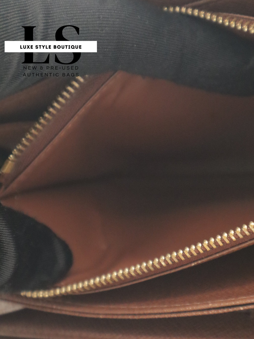 Louis Vuitton Rose Zippy Wallet Monogram