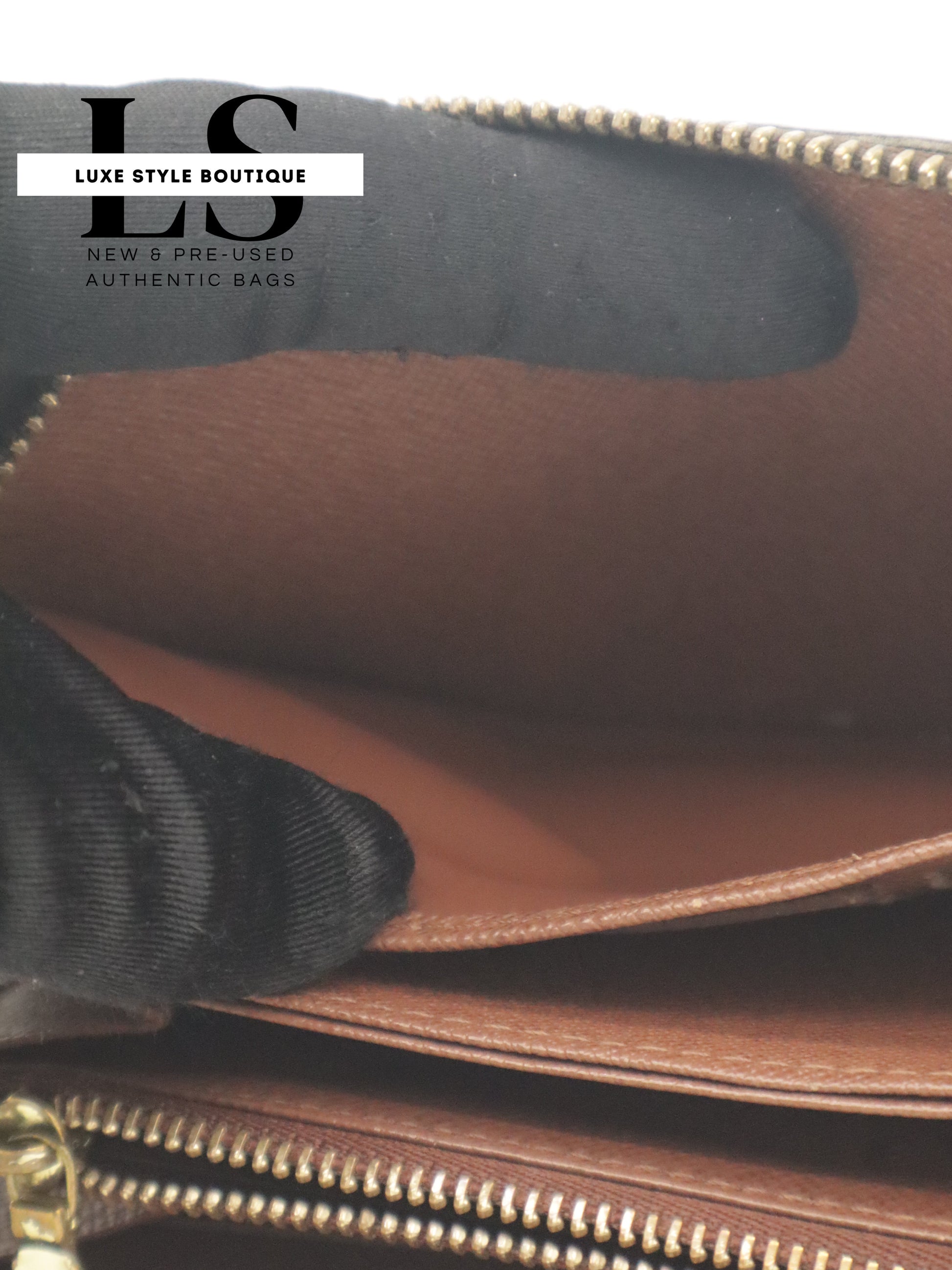 Louis Vuitton Rose Zippy Wallet Monogram