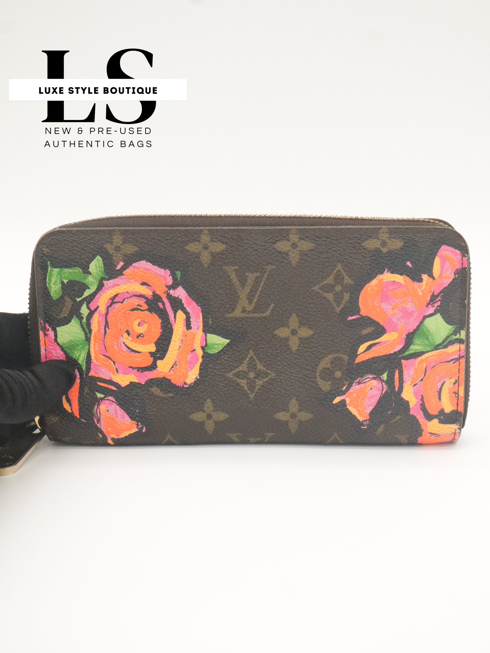 Louis Vuitton Rose Zippy Wallet Monogram