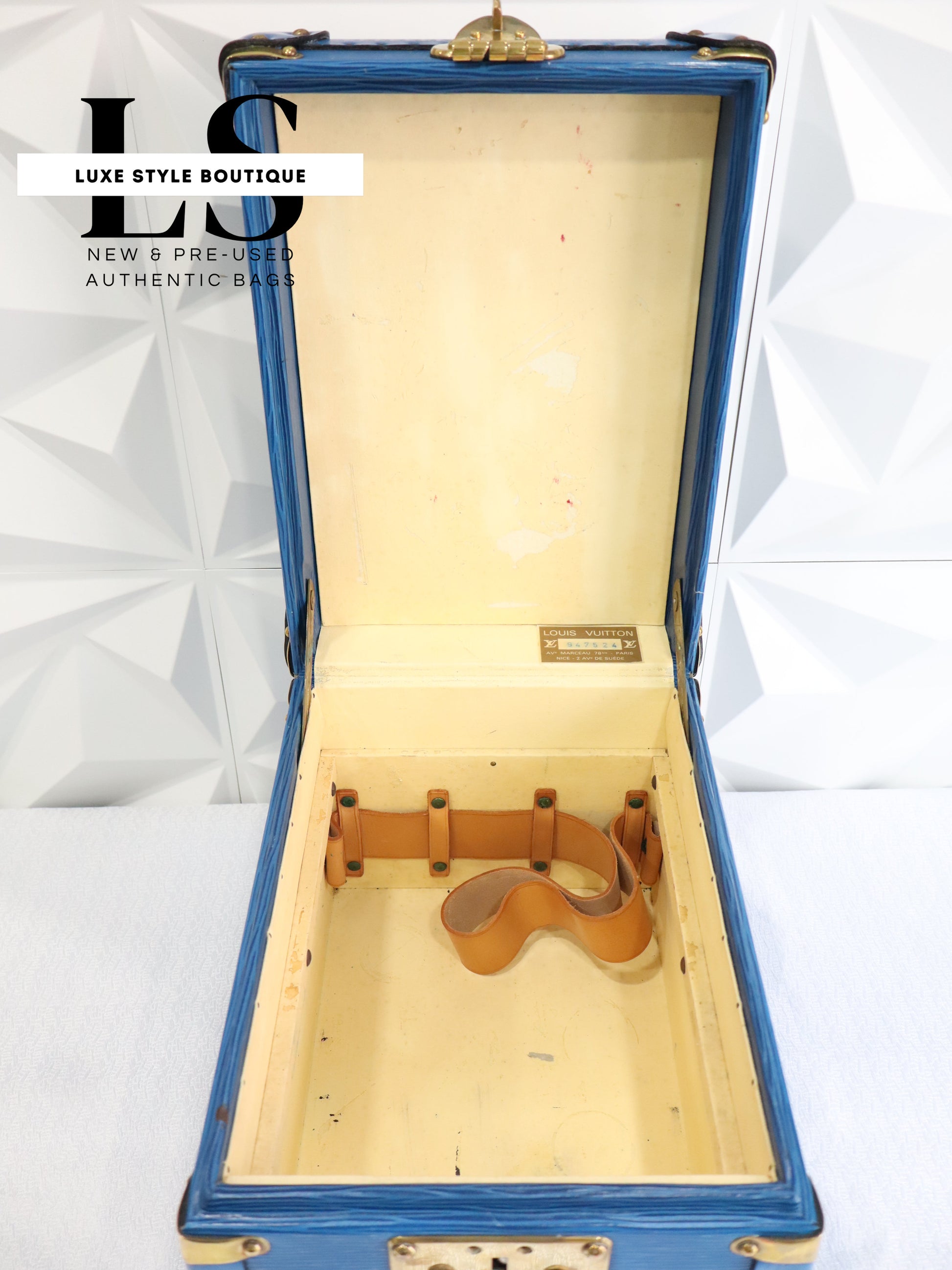 Louis Vuitton Vintage Nice Vanity Case/Trunk Blue Epi