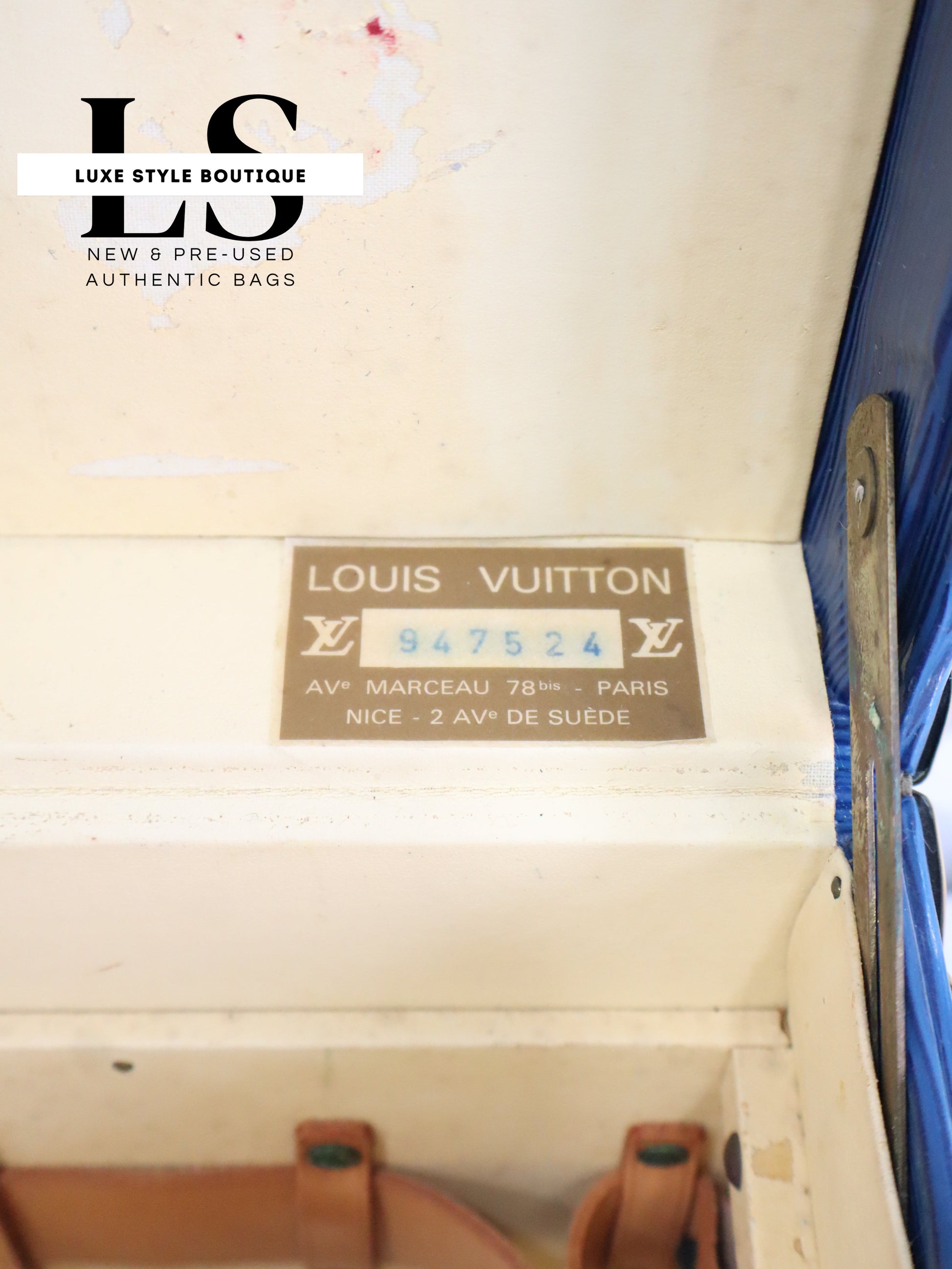 Louis Vuitton Vintage Nice Vanity Case/Trunk Blue Epi