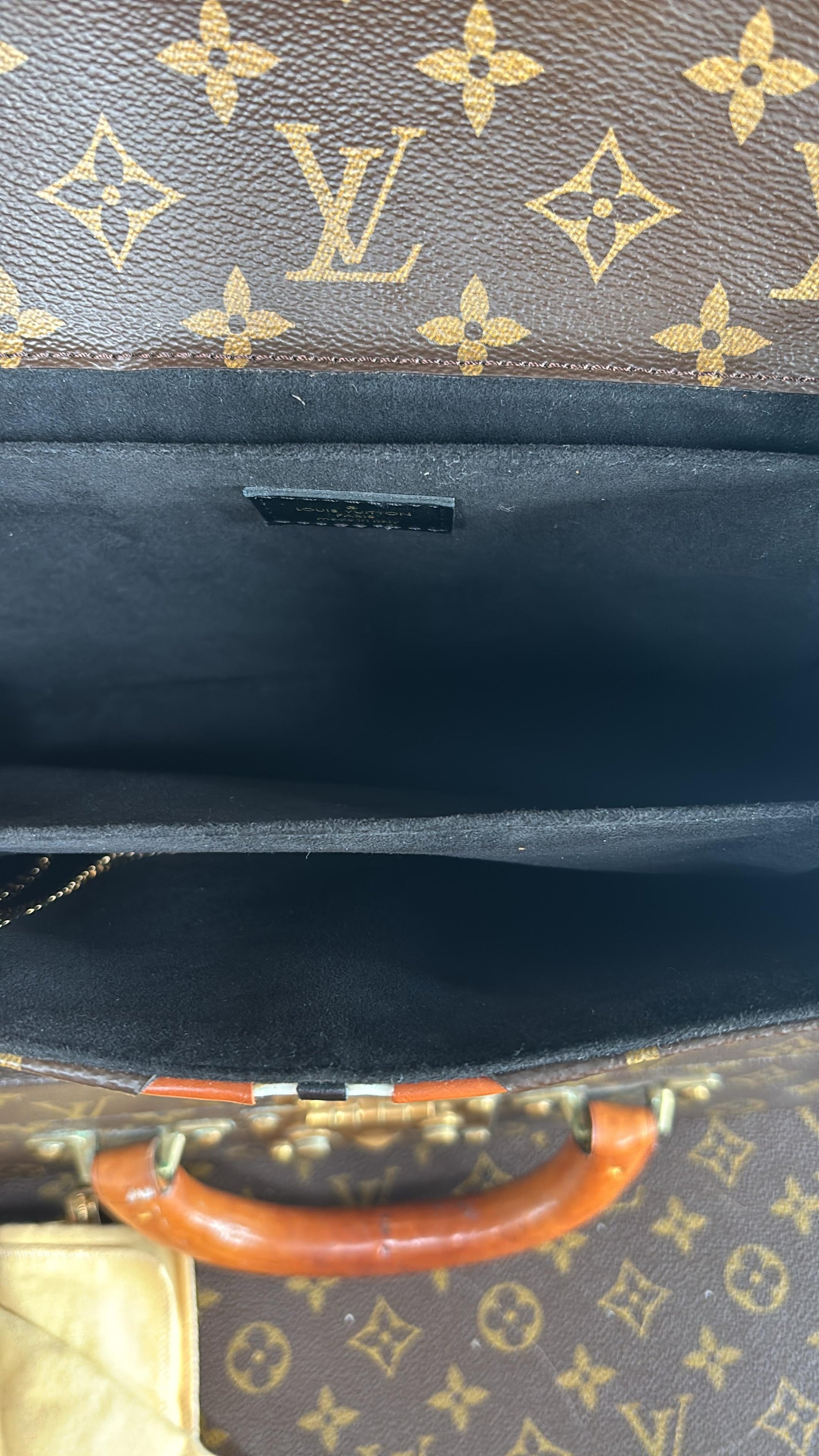 Louis Vuitton Monogram Pochette Metis MM