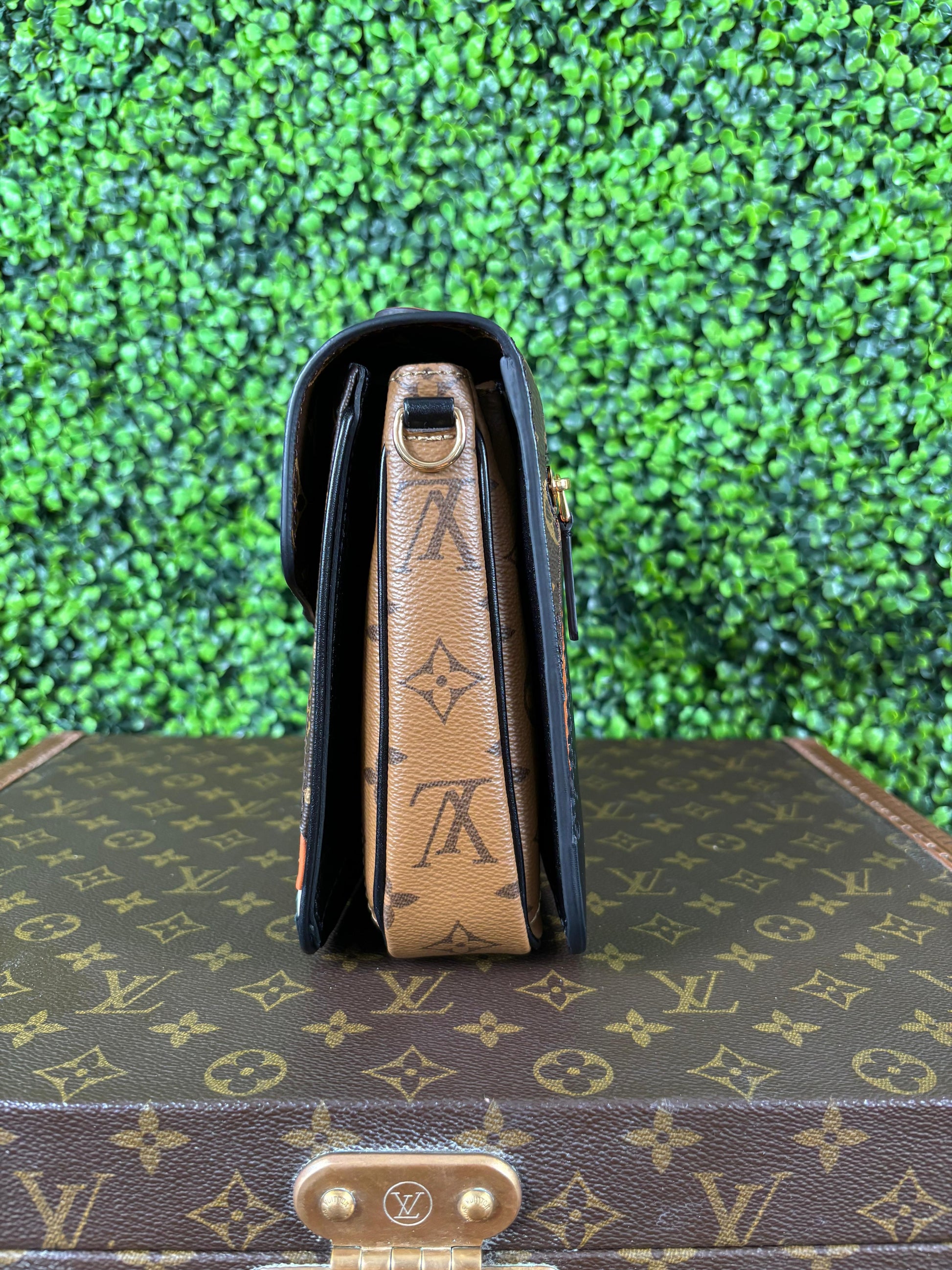 Louis Vuitton Monogram Pochette Metis MM