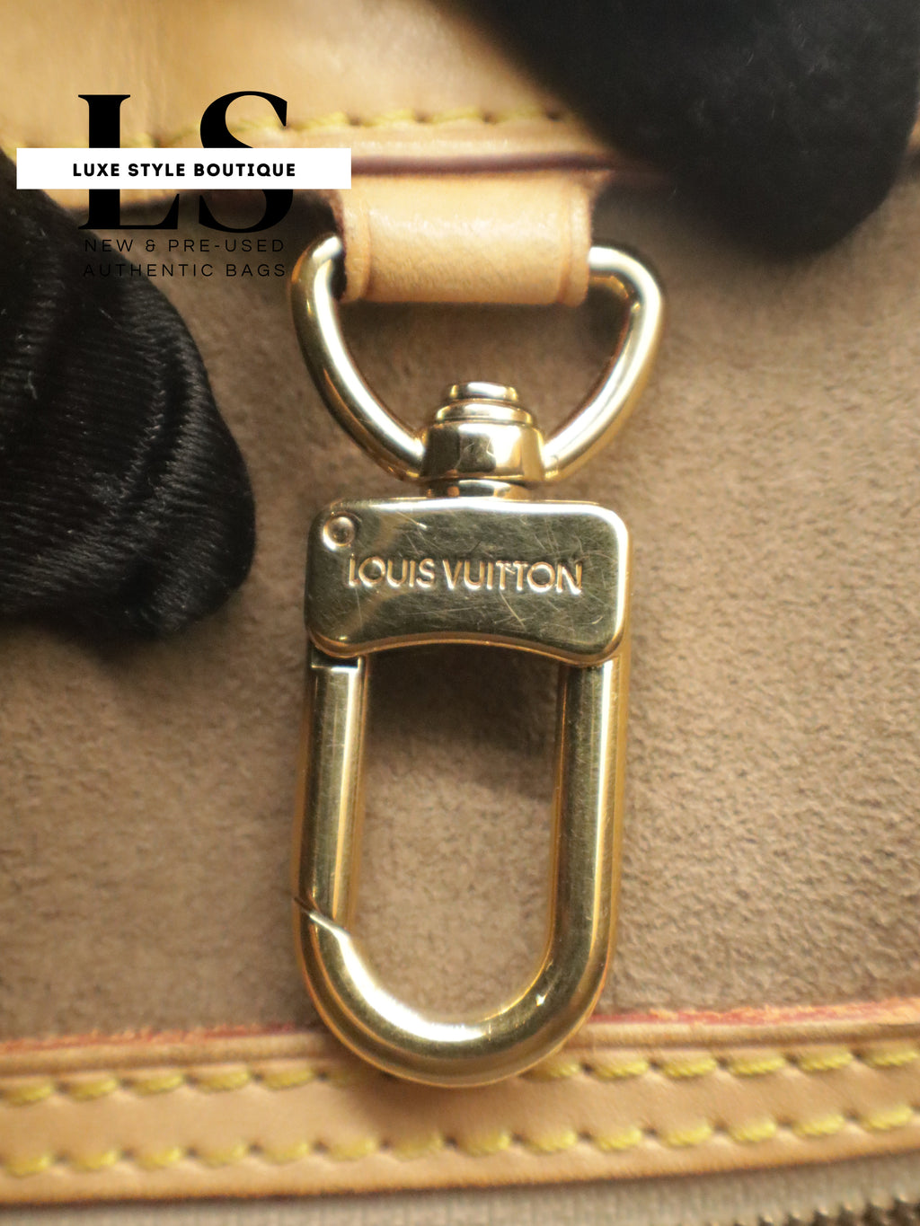 Louis Vuitton Aurelia MM Monogram Multicolor Black