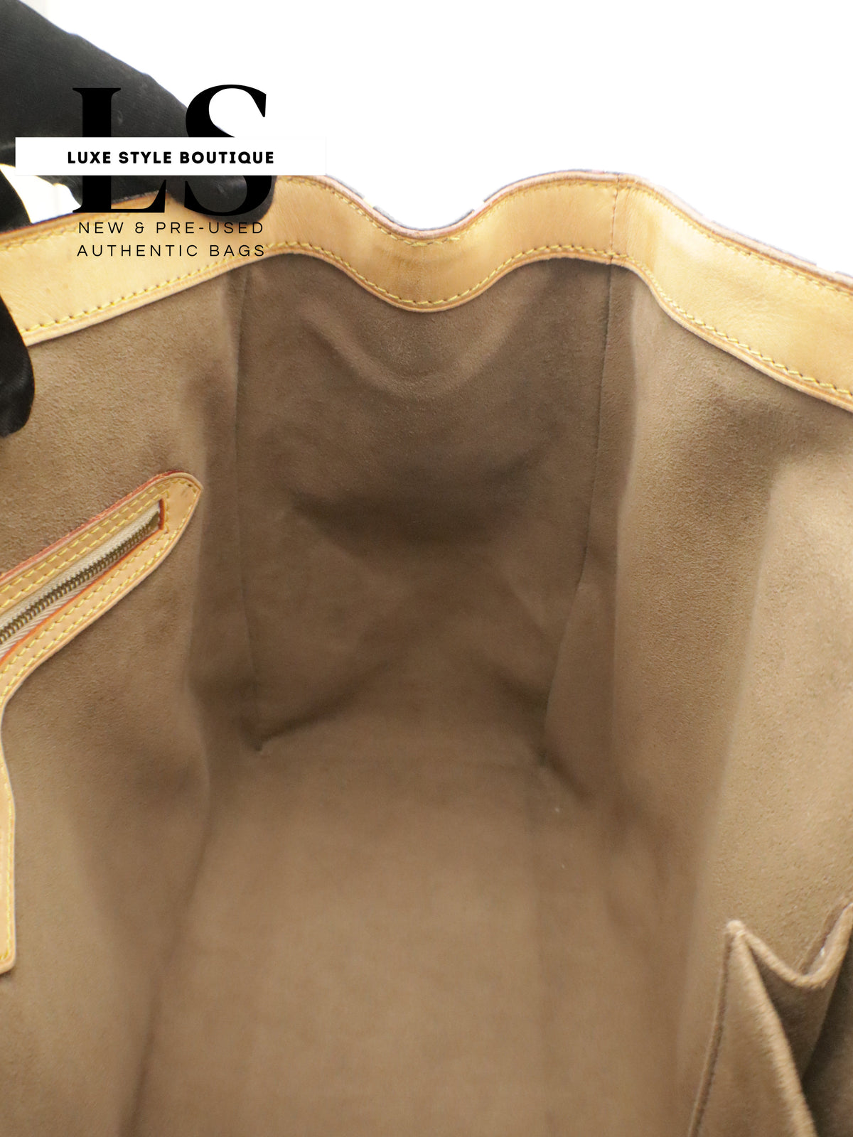 Louis Vuitton Aurelia MM Monogram Multicolor Black