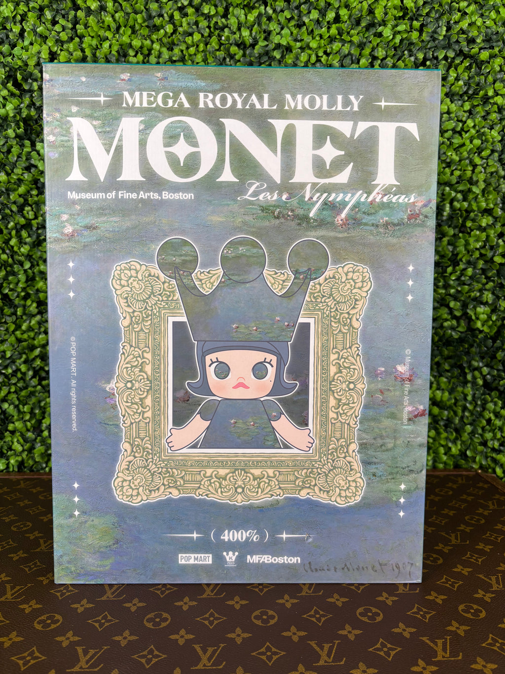 PopMart Mega Royal Molly Figurine