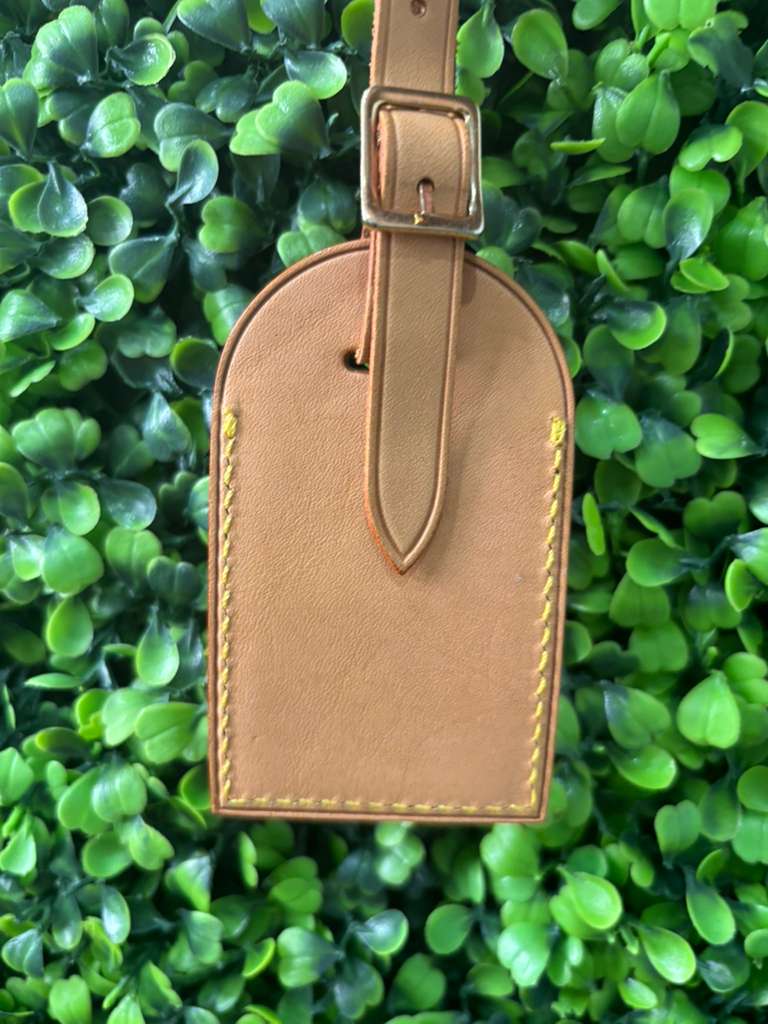 Louis Vuitton Tag Vachetta