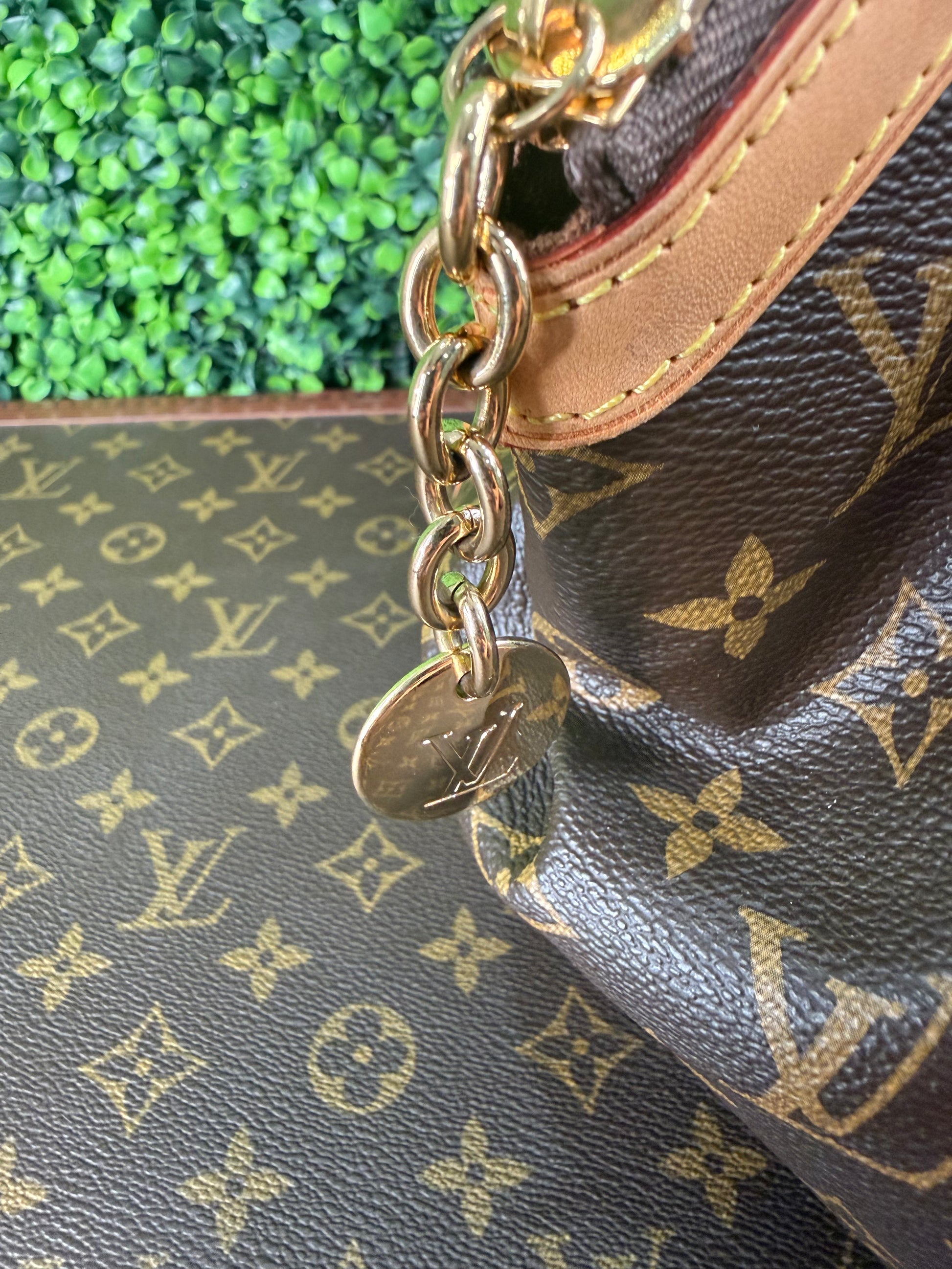 Louis Vuitton Tivoli GM Monogram