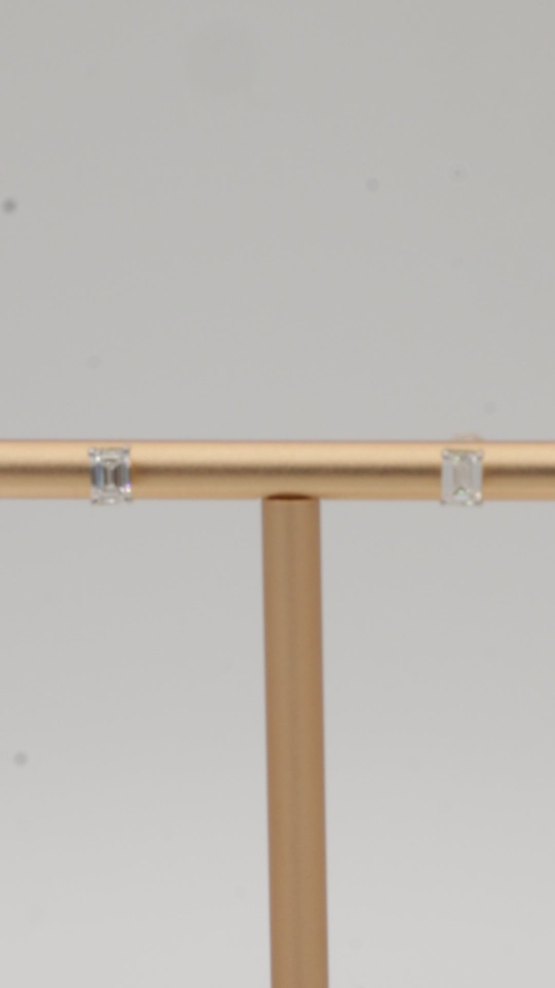 Earrings Gold 18K Emerald Cut LAB Diamonds 1CT