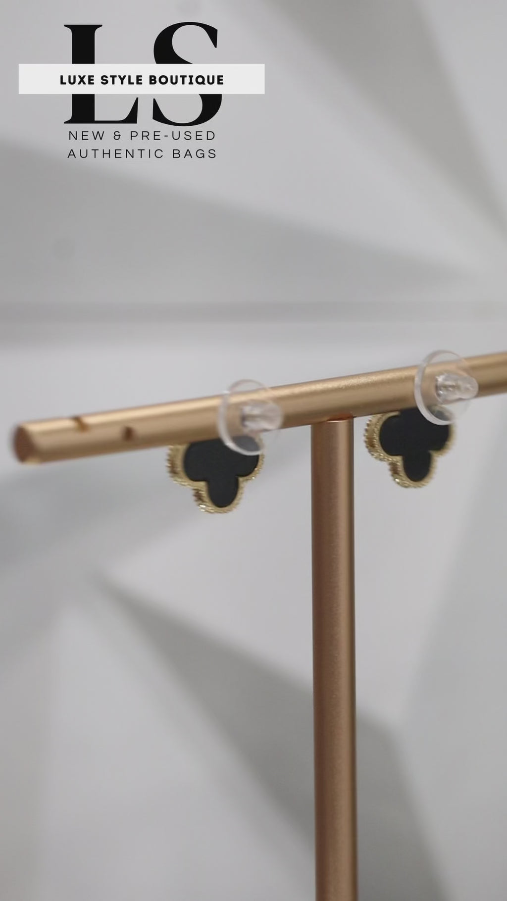 Earrings Yellow Gold 18K w/Onyx